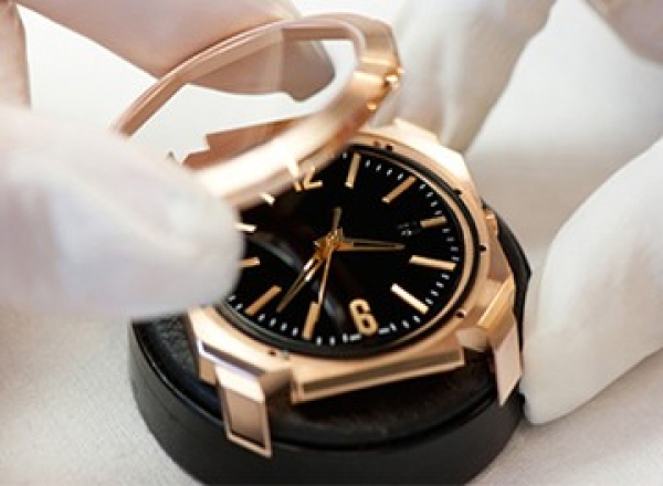 广州卡地亚手表正规官方售后保养中心