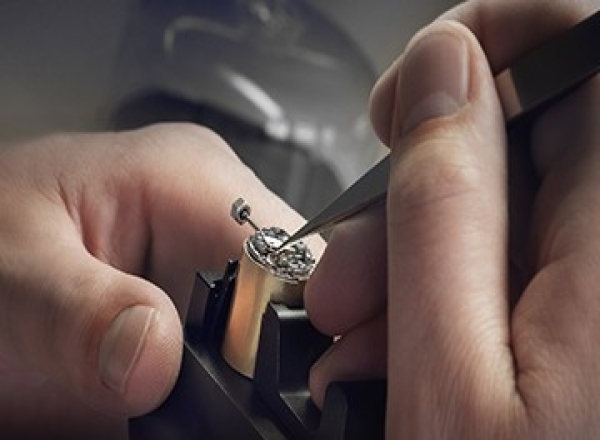 广州卡地亚官方售后保养网点